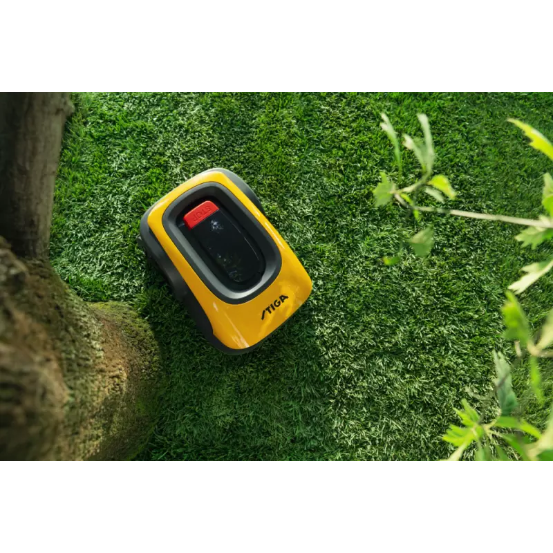 A750_2R7101228ST1_amb03_web